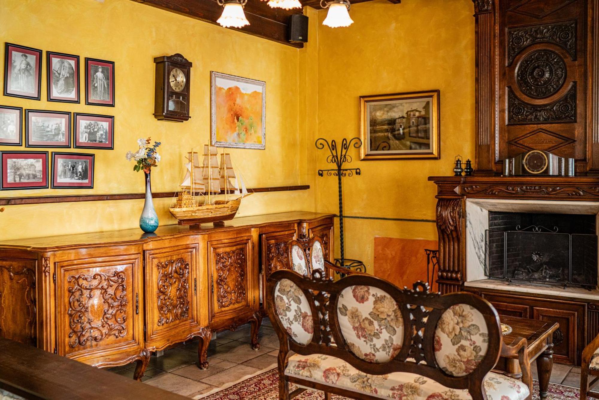 Vila Belvedere Shkallnur ภายนอก รูปภาพ